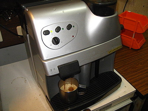 Чистка и ремонт кофемашины -Saeco-TREVI-