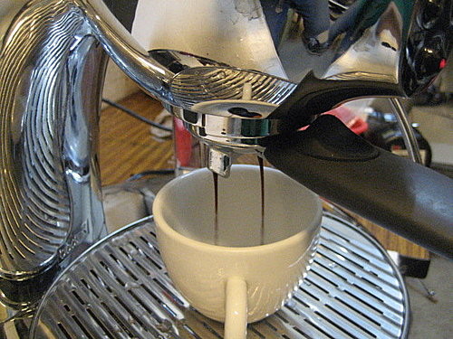Ремонт, чистка профессиональной кофеварки bodum-